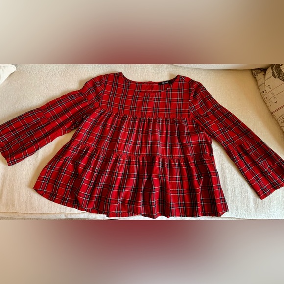 LN MADEWELL TOP WITH 3/4 L BELL SLEEVES. FIGURE FLATTERING. - Picture 3 of 8